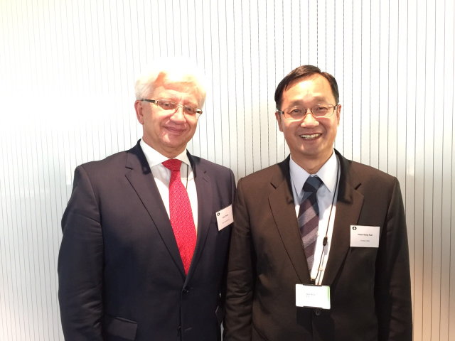 本公司董事長桂先農（右）與國際存款保險機構協會 （IADI） 主席 Mr. Jerzy Pruski（左）合影。 