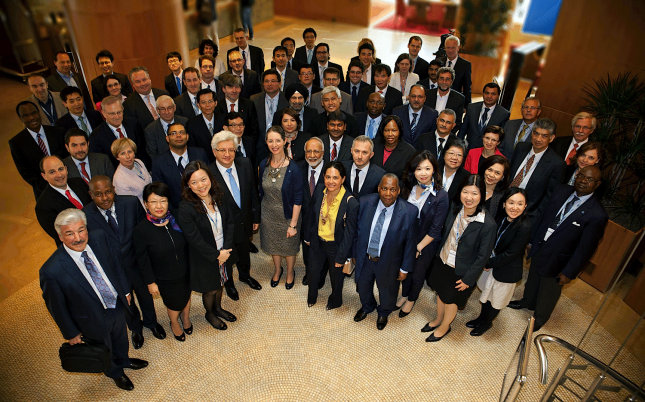 CDIC Executive Vice President Mr. William Su （the 5th from the left in the third row） attended the 42th IADI Executive Council meetings.